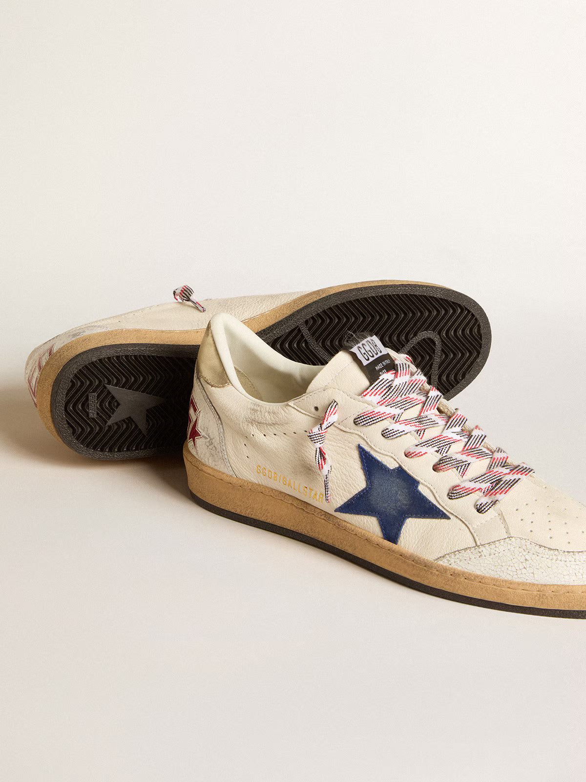 Golden Goose Ball Star Uomo in nappa con stella in suede blu e talloncino in pelle platino