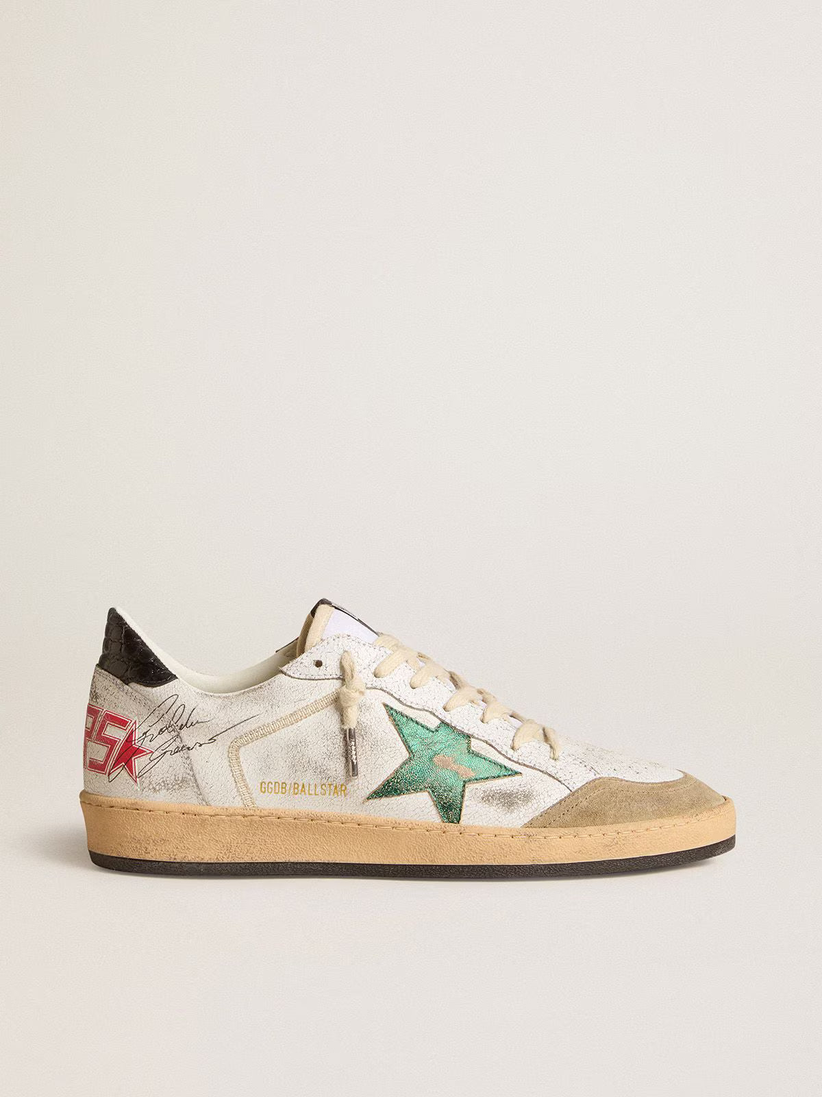 Golden Goose Ball Star Uomo con stella in pelle laminata e talloncino in pelle grigia