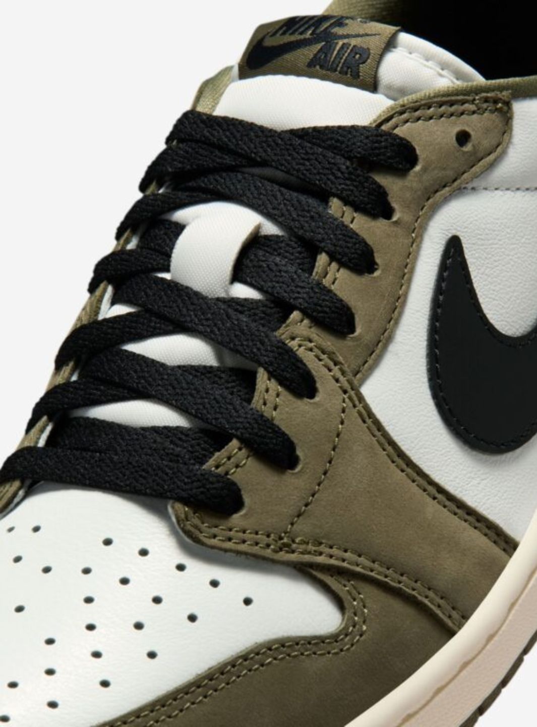 Air Jordan 1 Retro Low OG Medium Olive