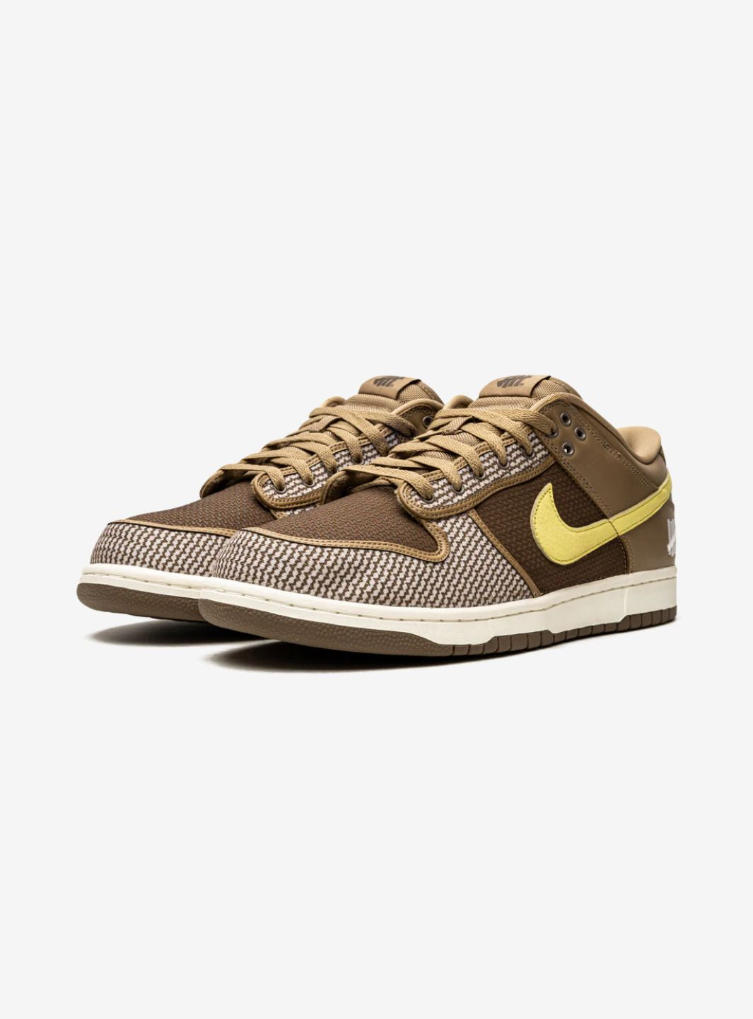 Nike Dunk Low SP Undefeated Canteen Dunk vs. AF1 Pack