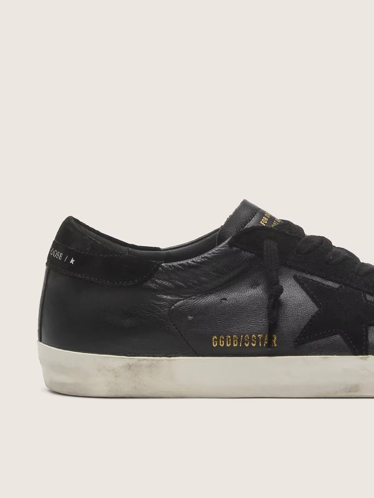 Golden Goose Super-Star Uomo in nappa nera con stella e talloncino in suede nero