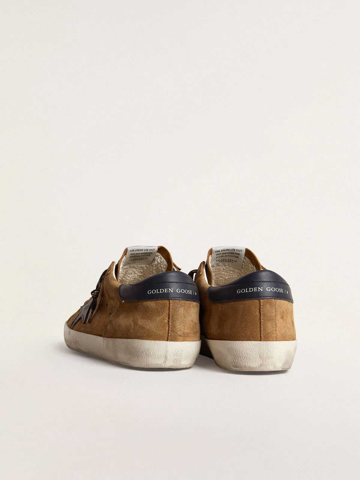 Golden Goose Super-Star LTD Uomo in pelle cocco color tabacco con stella e talloncino in pelle blu notte