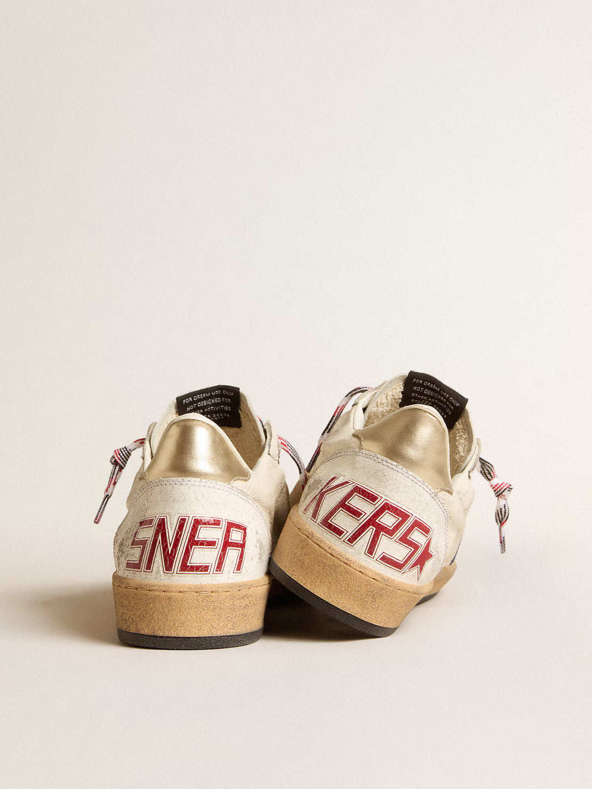 Golden Goose Ball Star Uomo in nappa con stella in suede blu e talloncino in pelle platino