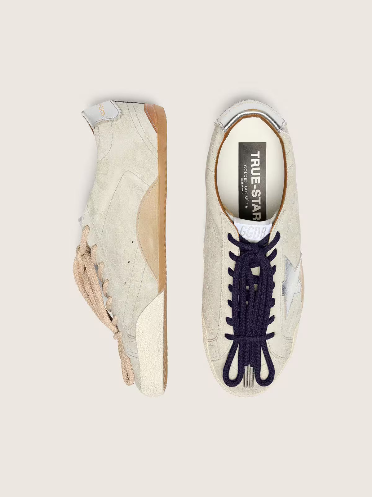 Golden Goose True-Star Uomo in suede grigio chiaro con stella e talloncino laminati argento
