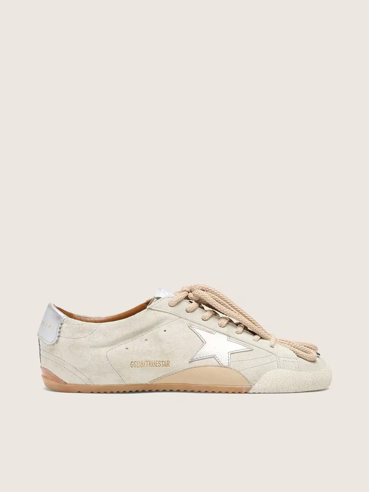 Golden Goose True-Star Uomo in suede grigio chiaro con stella e talloncino laminati argento