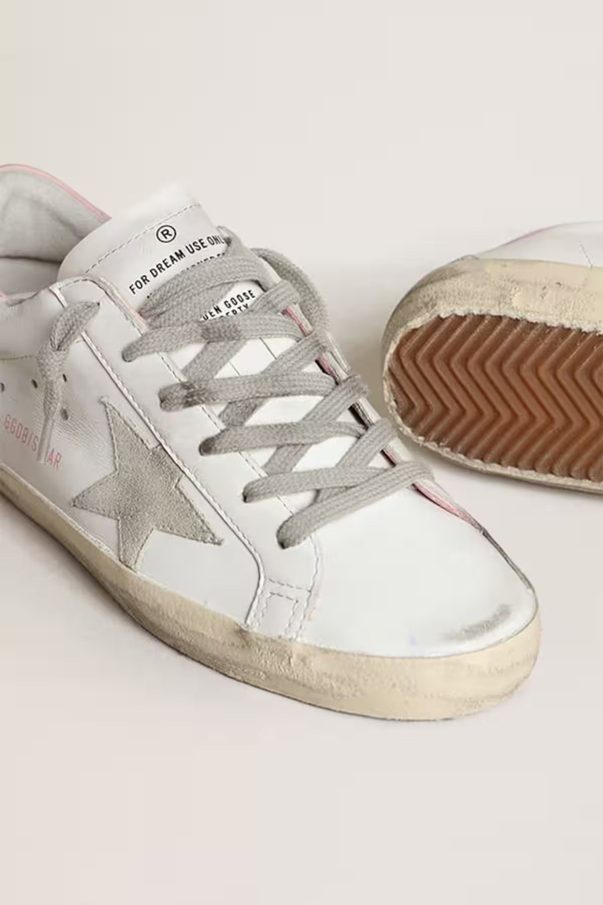 Golden Goose Super-Star Donna con stella in suede grigio e talloncino in pelle rosa