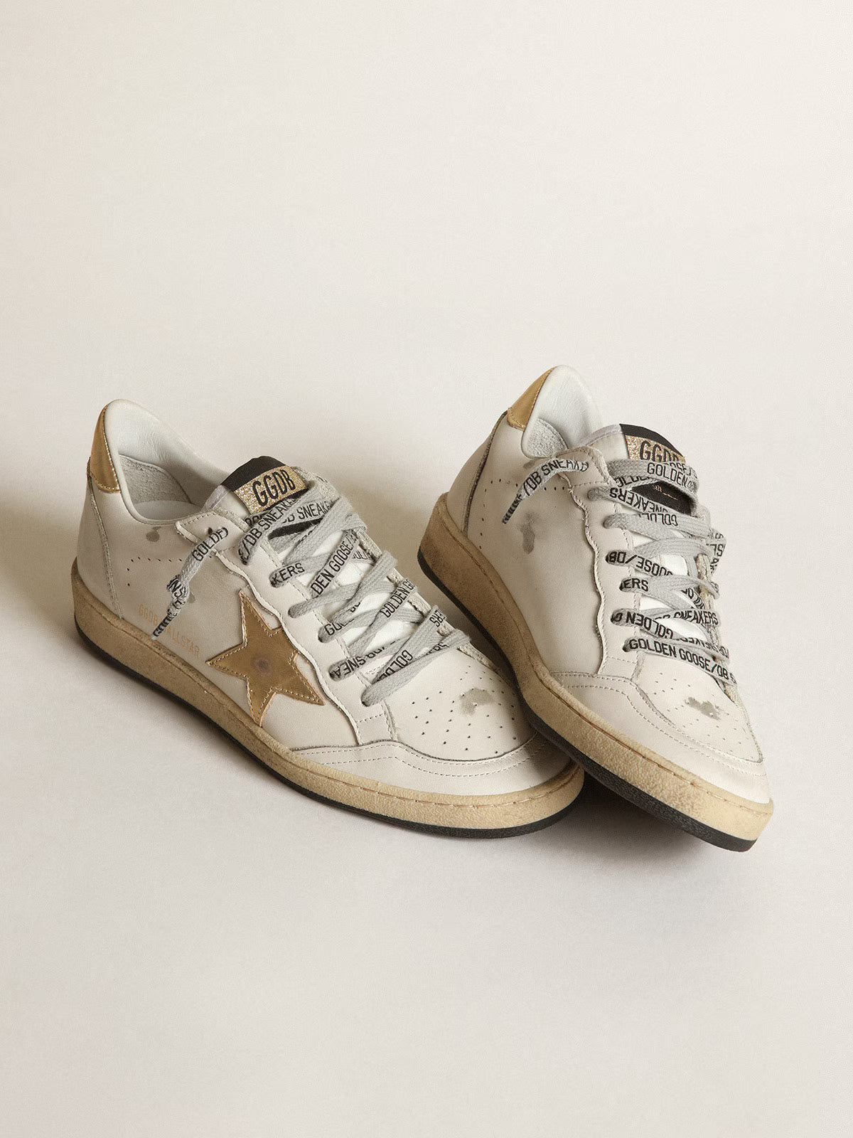 Golden Goose Ball Star Donna con stella e talloncino dorati
