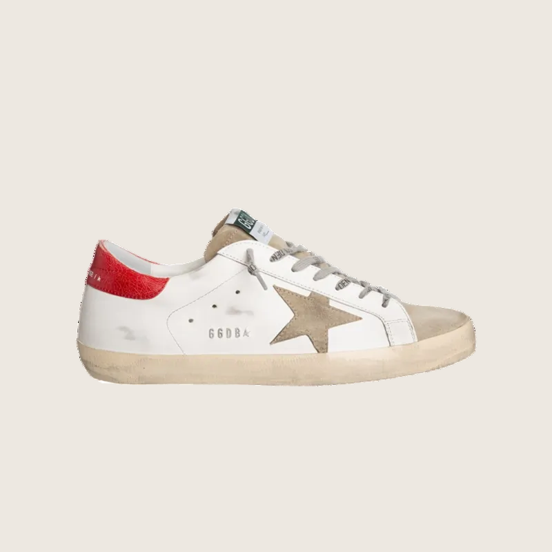Golden Goose Super-Star con stella in suede e talloncino in pelle rossa