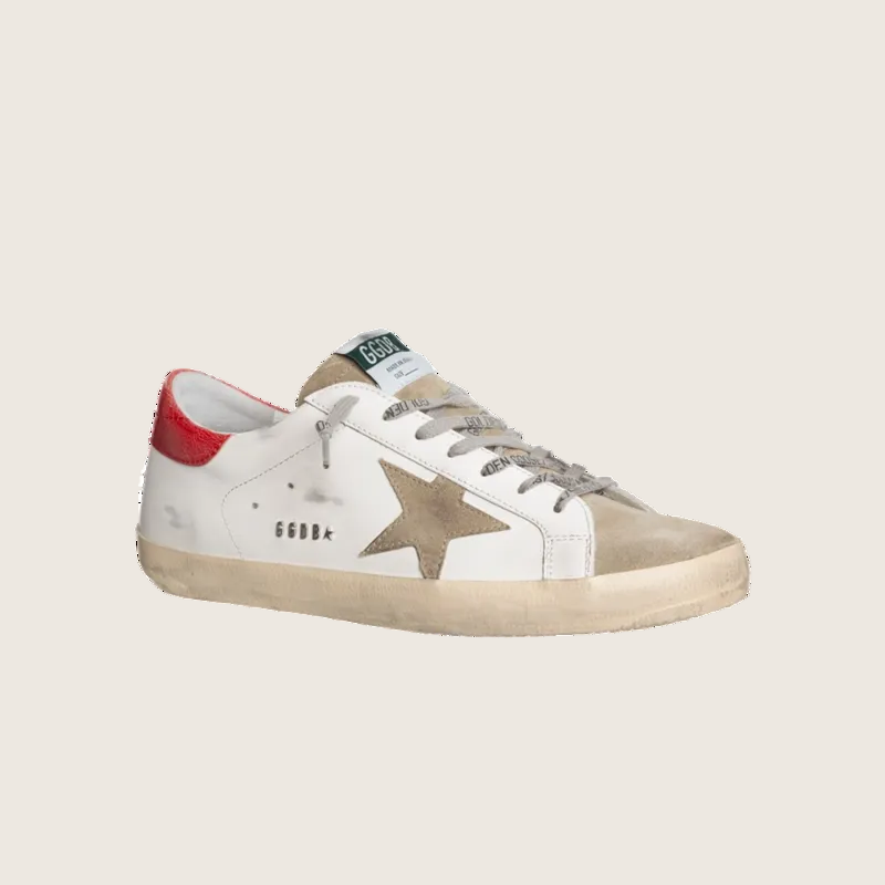 Golden Goose Super-Star con stella in suede e talloncino in pelle rossa