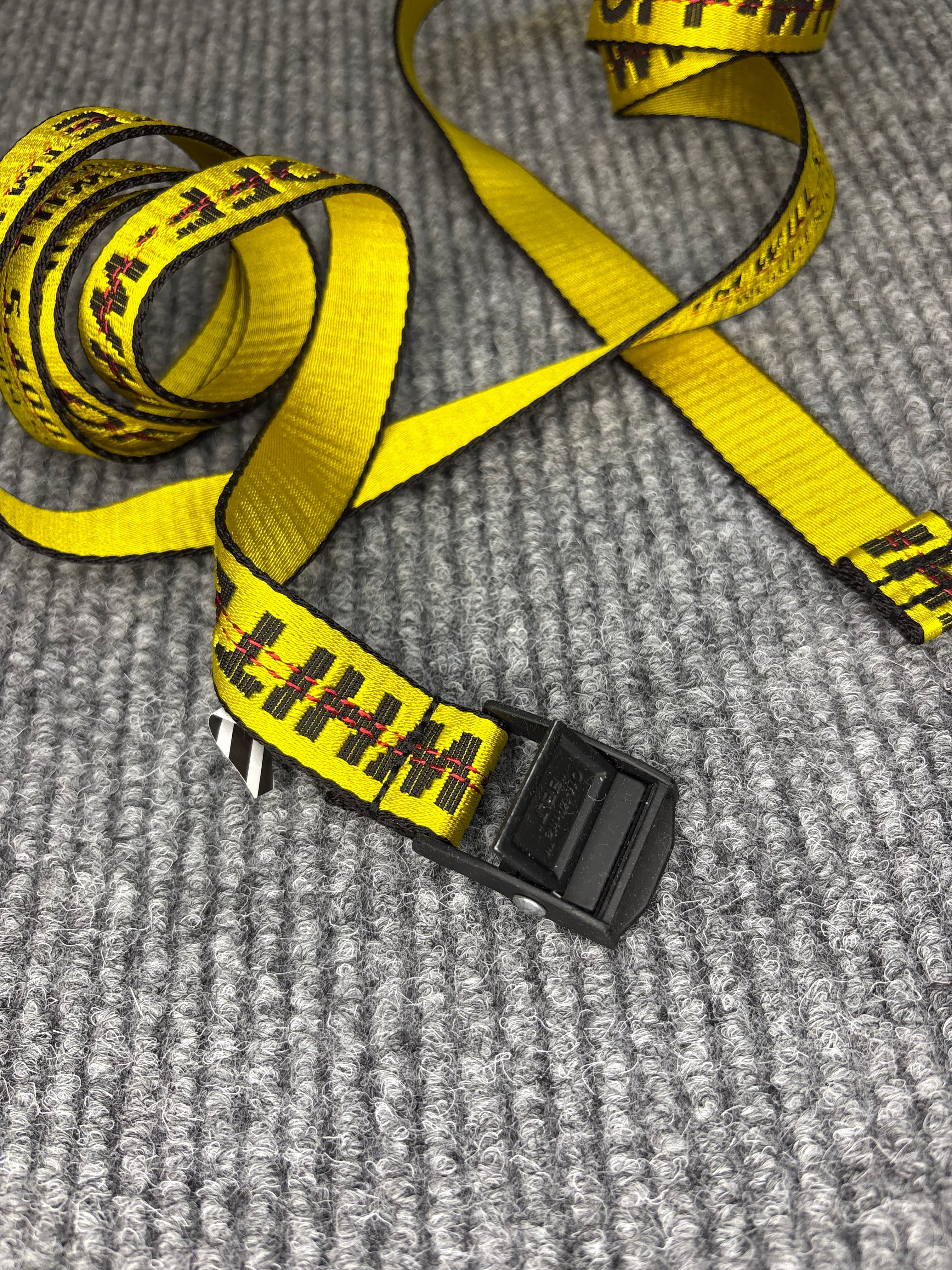 Off-White Cintura Yellow