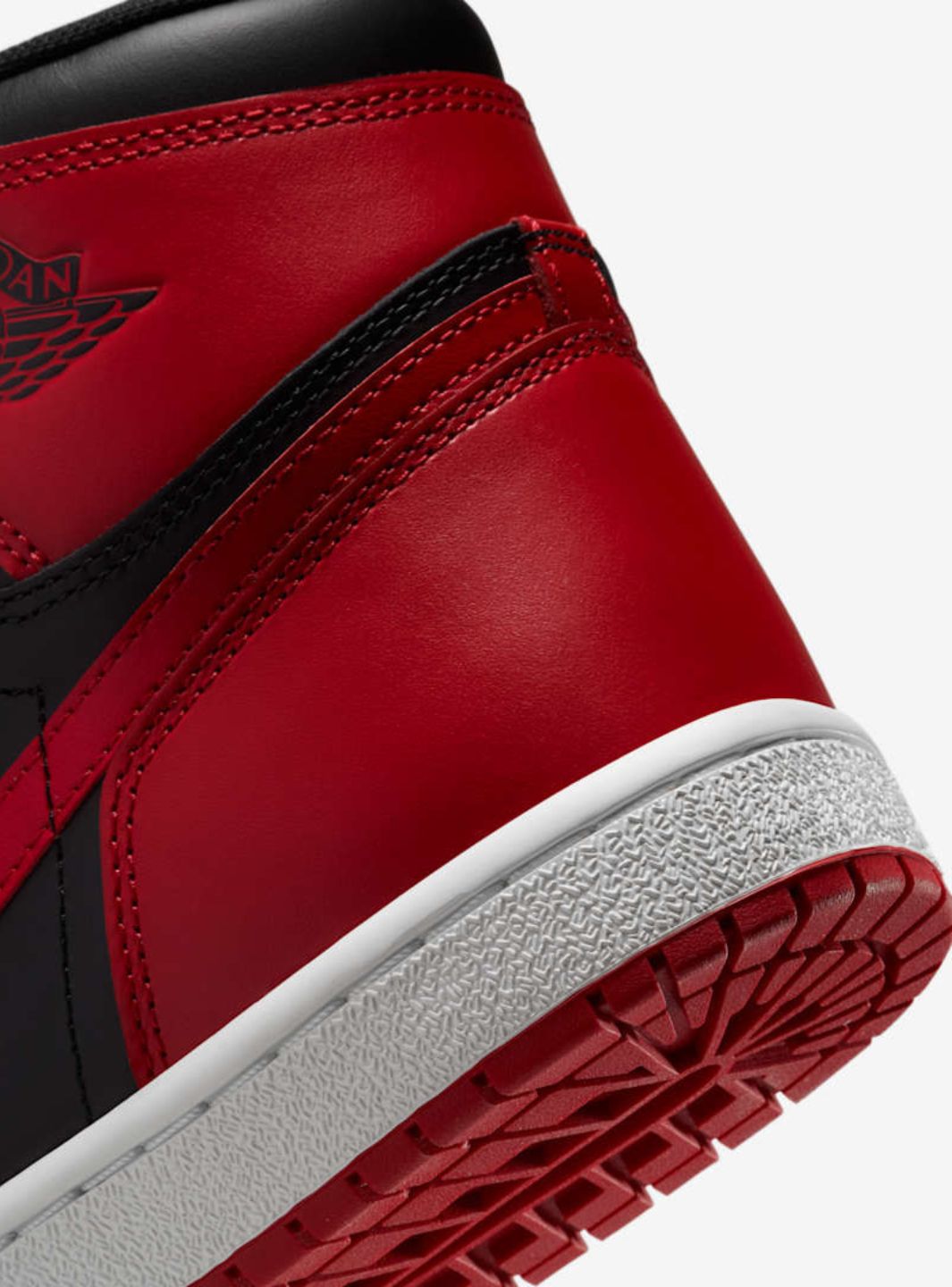 Air Jordan 1 Retro High '85 OG Bred (2025)