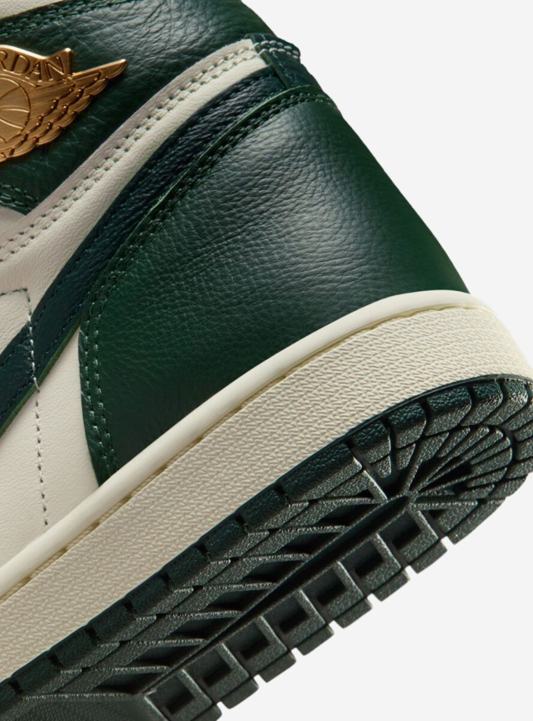 Air Jordan 1 Retro High Fir Pro Green