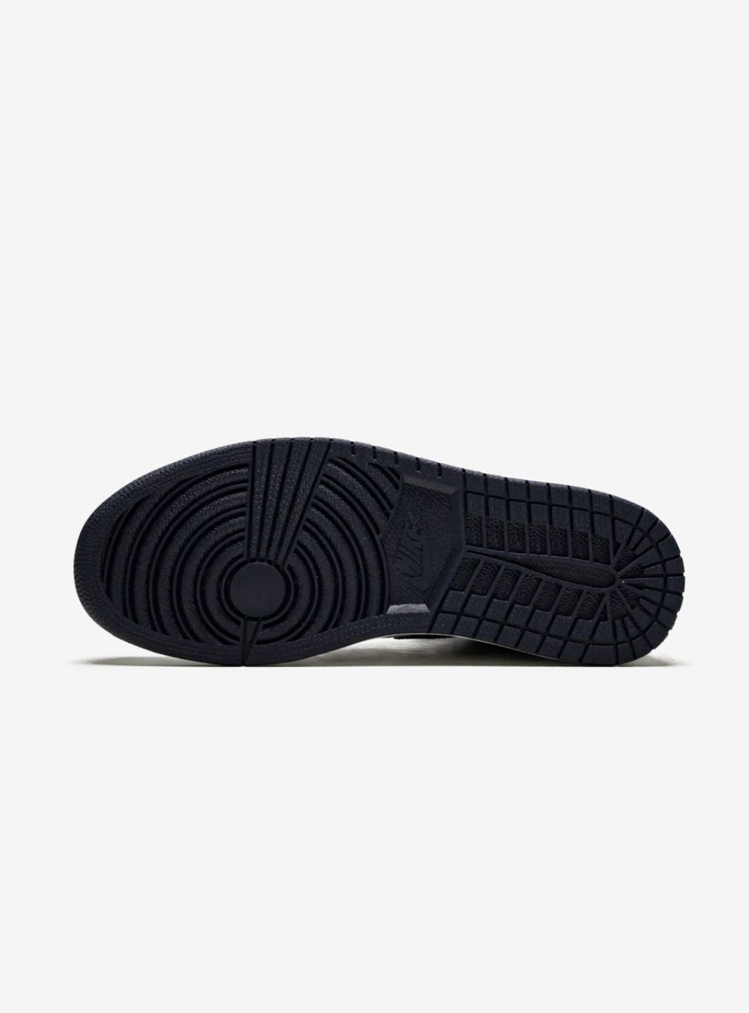 Air Jordan 1 Retro High Obsidian