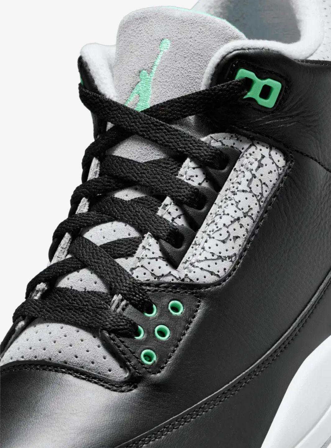 Air Jordan 3 Retro Green Glow