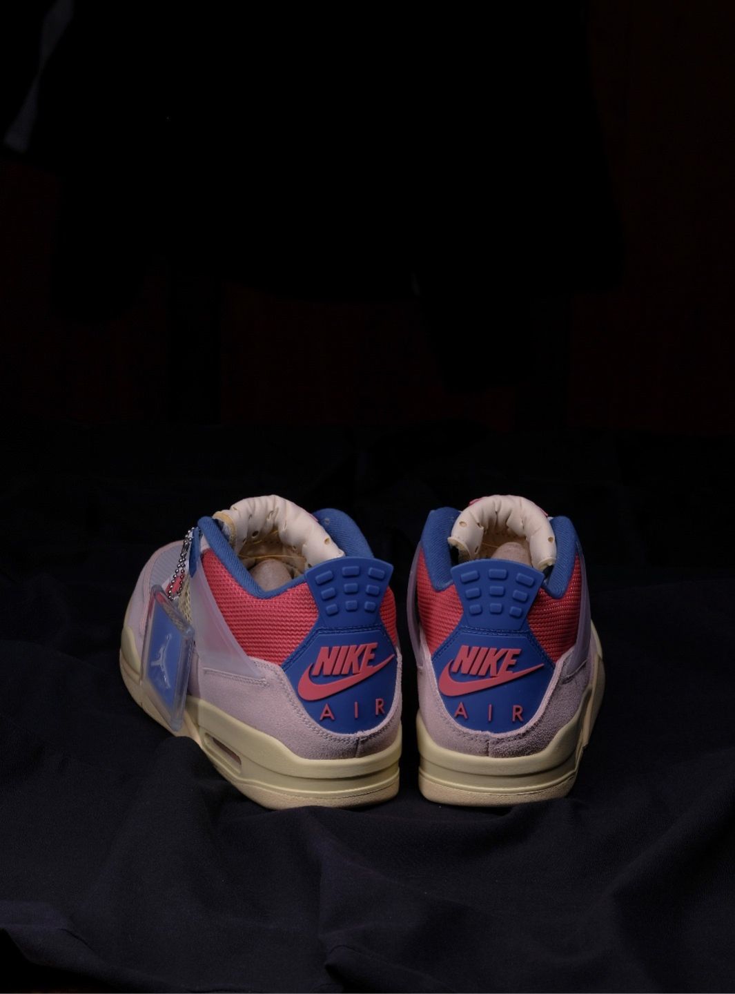 Air Jordan 4 Retro Union Guava Ice