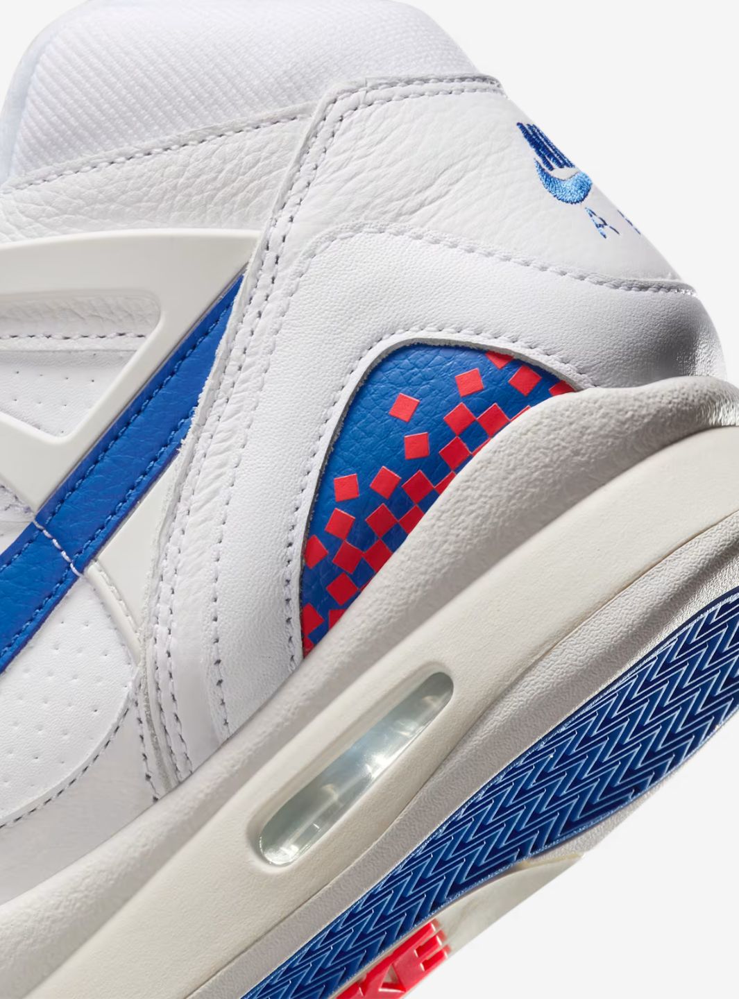 Nike Air Tech Challenge II Pixel Court (2025)