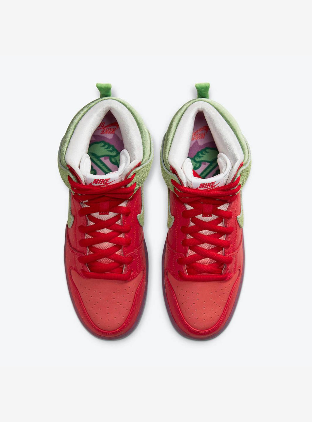 Nike SB Dunk High Strawberry Cough