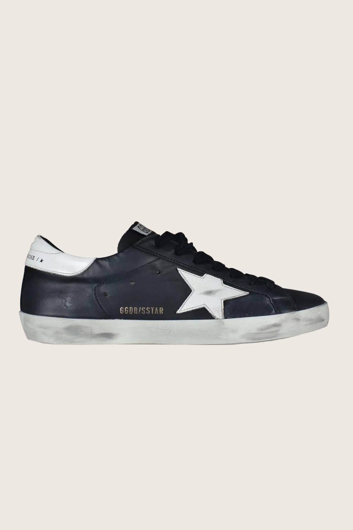 Golden Goose Superstar black and white